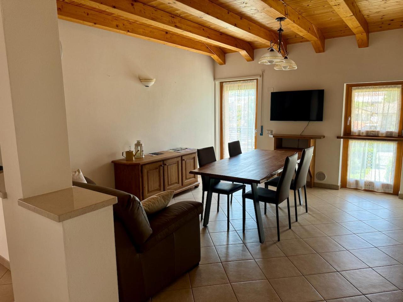 Ai Fol 6 - Stazione E Centro Apartment Feltre Bagian luar foto