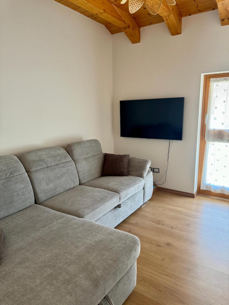 Ai Fol 6 - Stazione E Centro Apartment Feltre Bagian luar foto